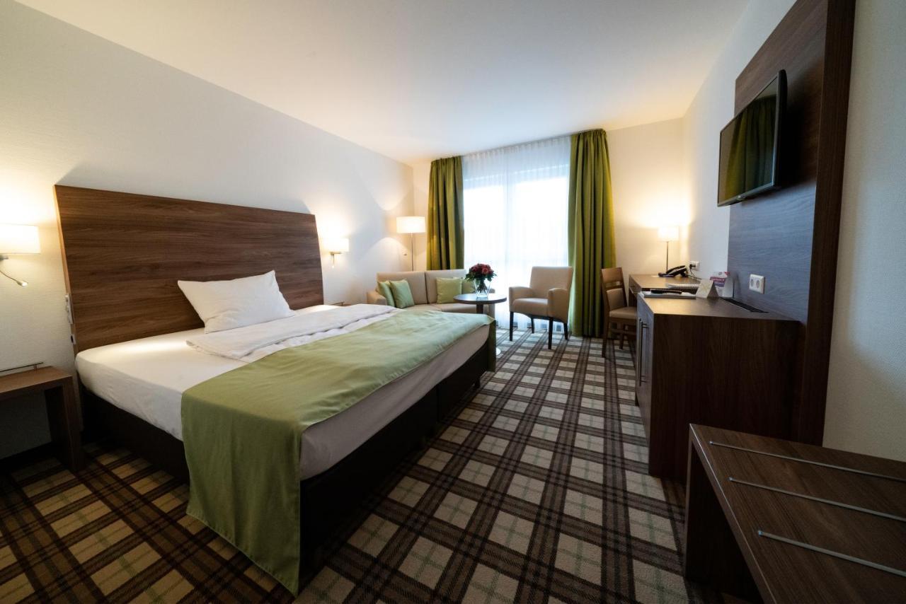 Hotel Fortuna Schwäbisch Gmünd Екстериор снимка