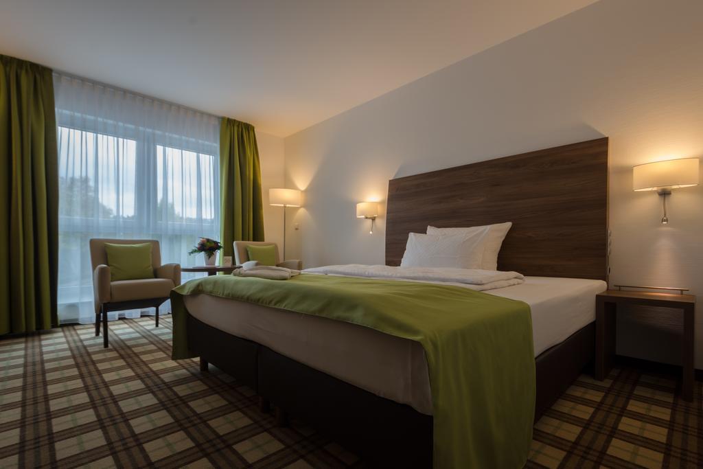 Hotel Fortuna Schwäbisch Gmünd Екстериор снимка