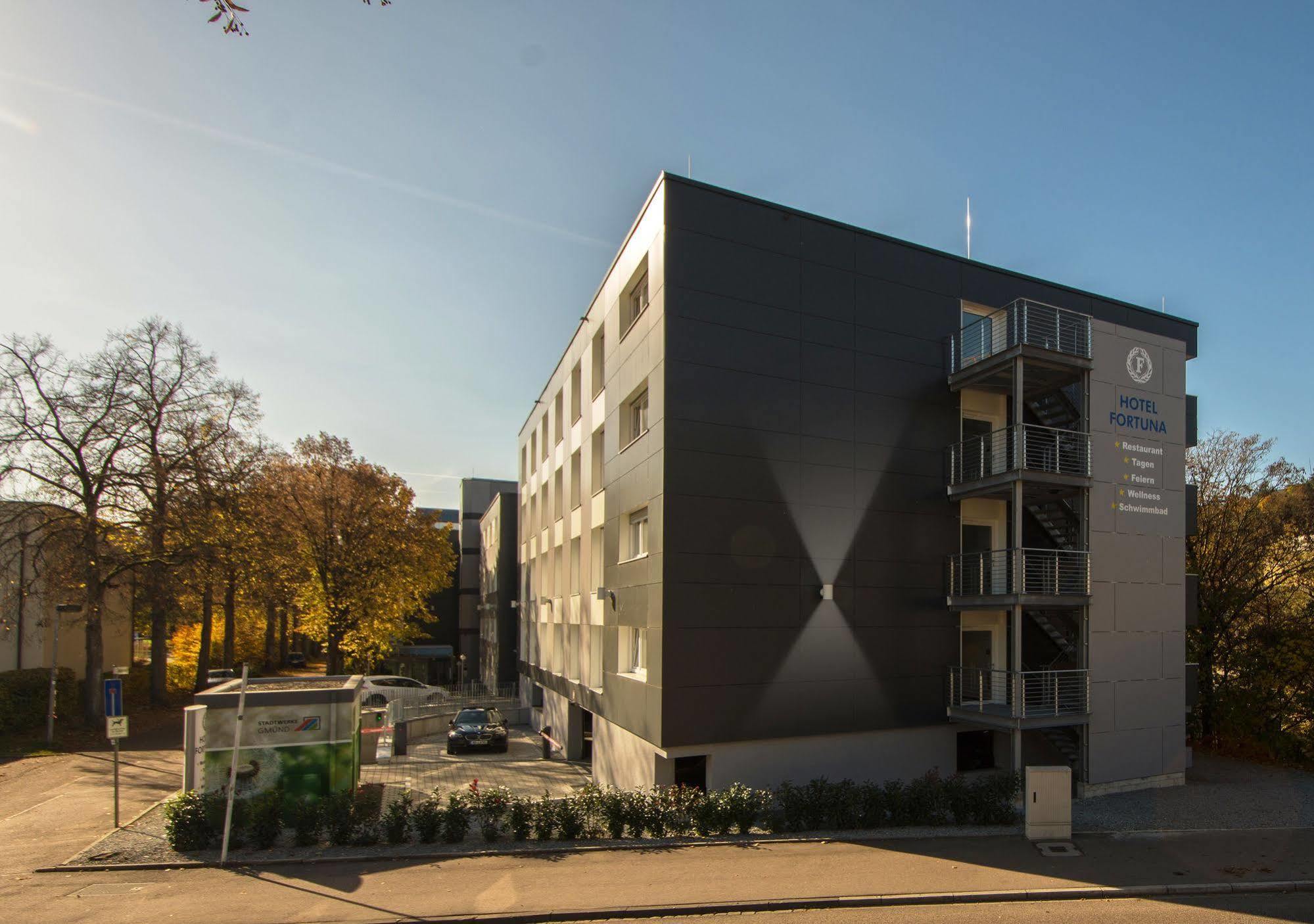 Hotel Fortuna Schwäbisch Gmünd Екстериор снимка