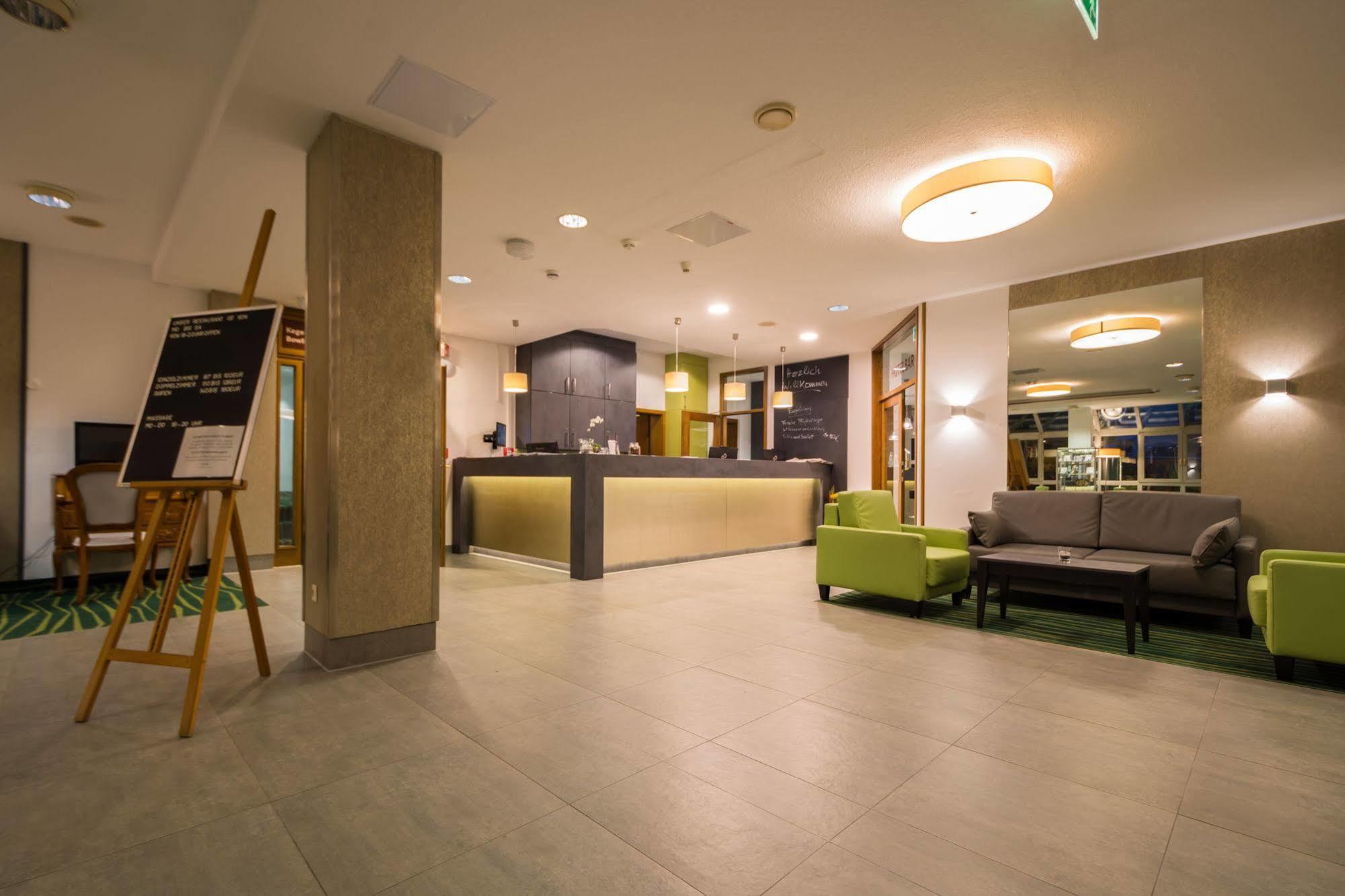 Hotel Fortuna Schwäbisch Gmünd Екстериор снимка