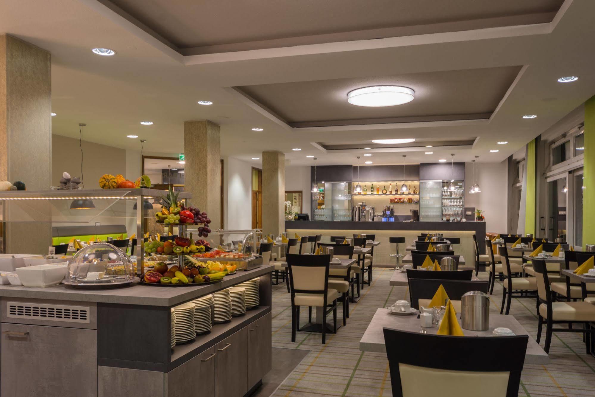 Hotel Fortuna Schwäbisch Gmünd Екстериор снимка